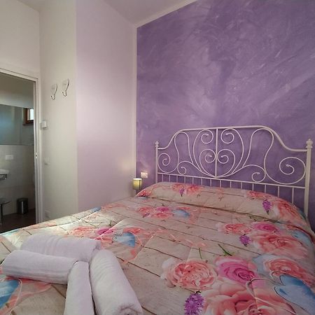 B&B Villa La Bouganville Camaiore Habitación foto