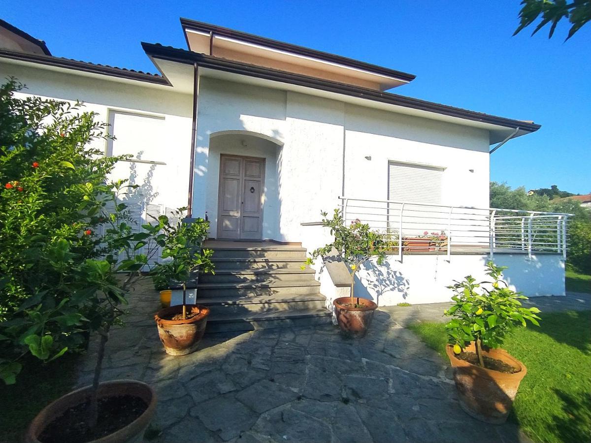 B&B Villa La Bouganville Camaiore Exterior foto