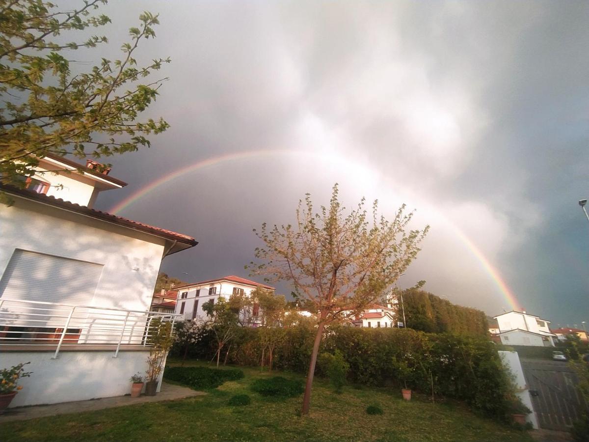 B&B Villa La Bouganville Camaiore Exterior foto
