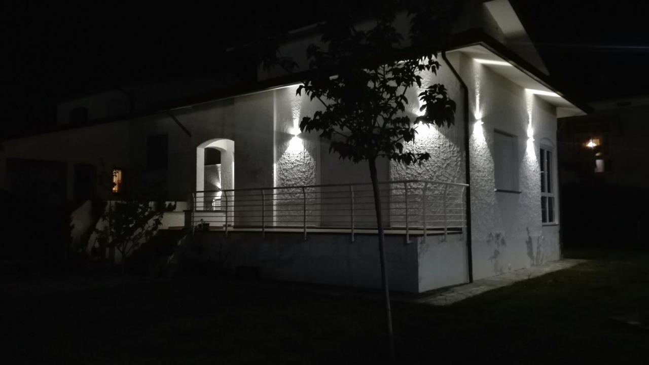 B&B Villa La Bouganville Camaiore Exterior foto